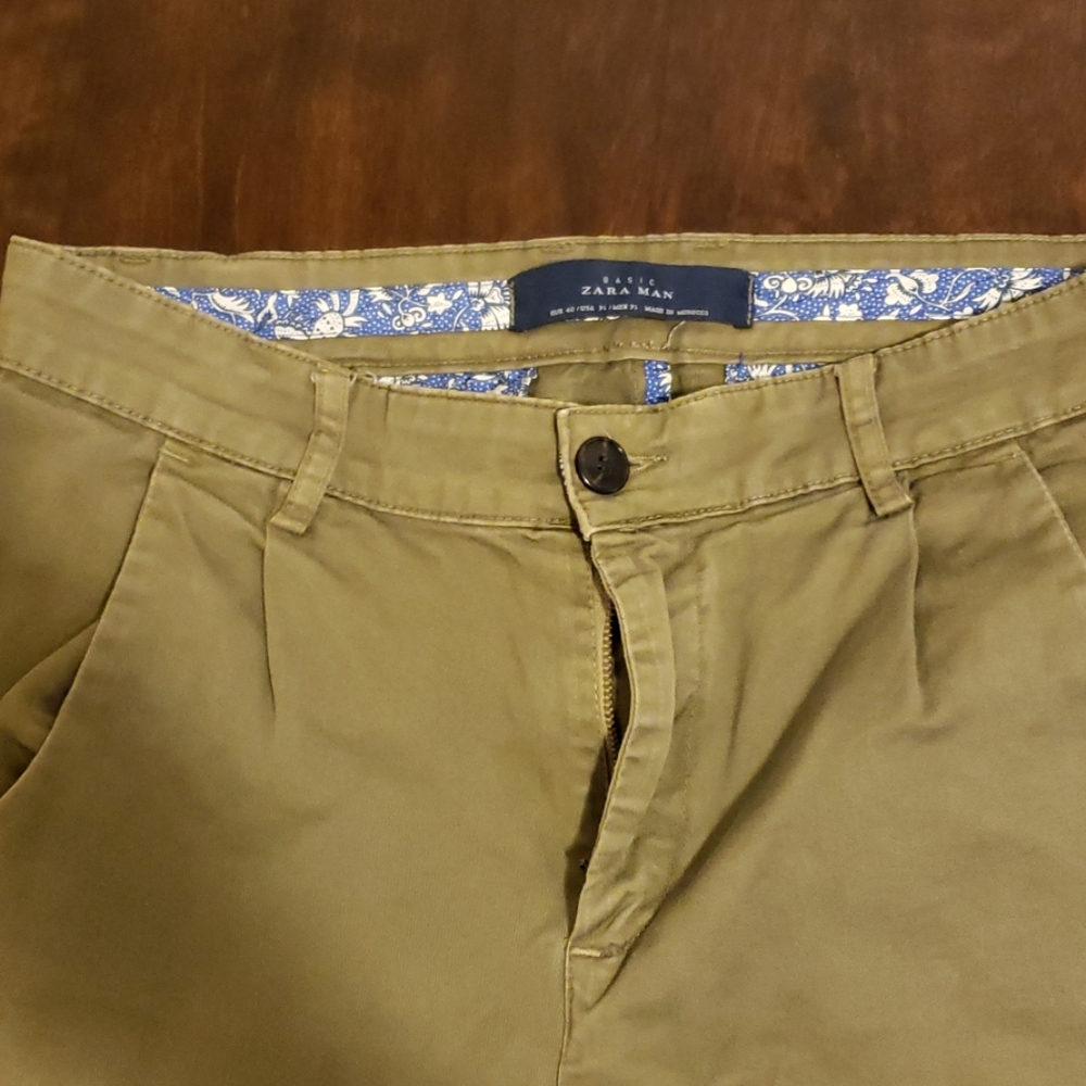 Slim fit tapered stretch chinos